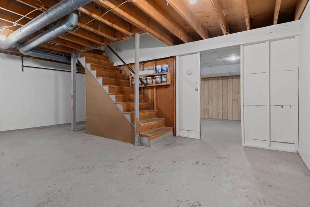 22 Bayberry Cir # 22