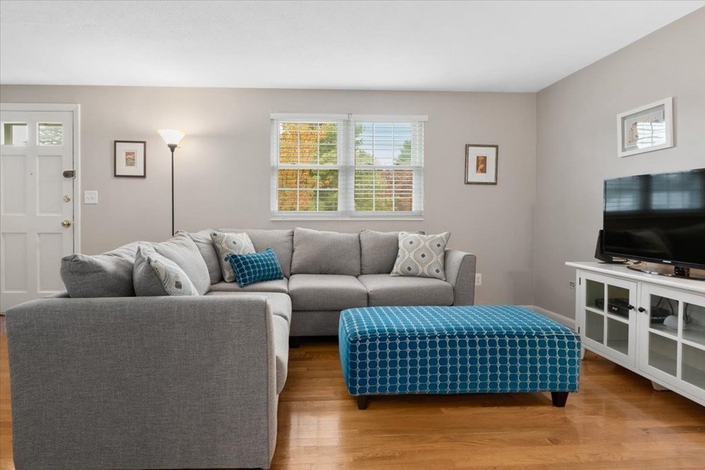 22 Bayberry Cir # 22