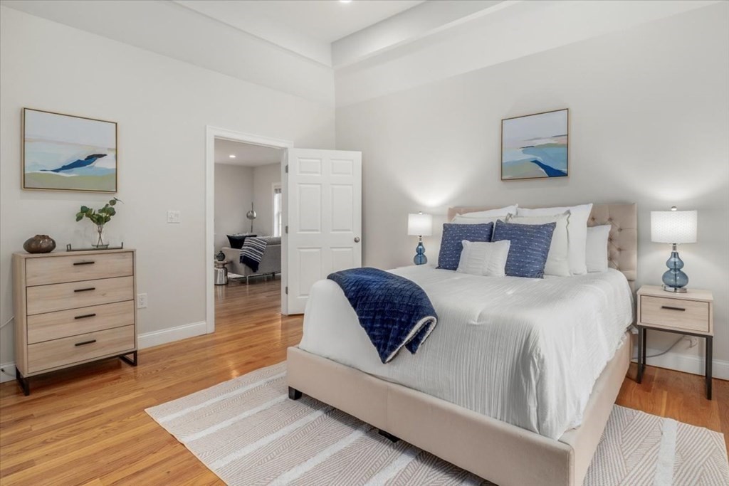 22 Valley St # 22