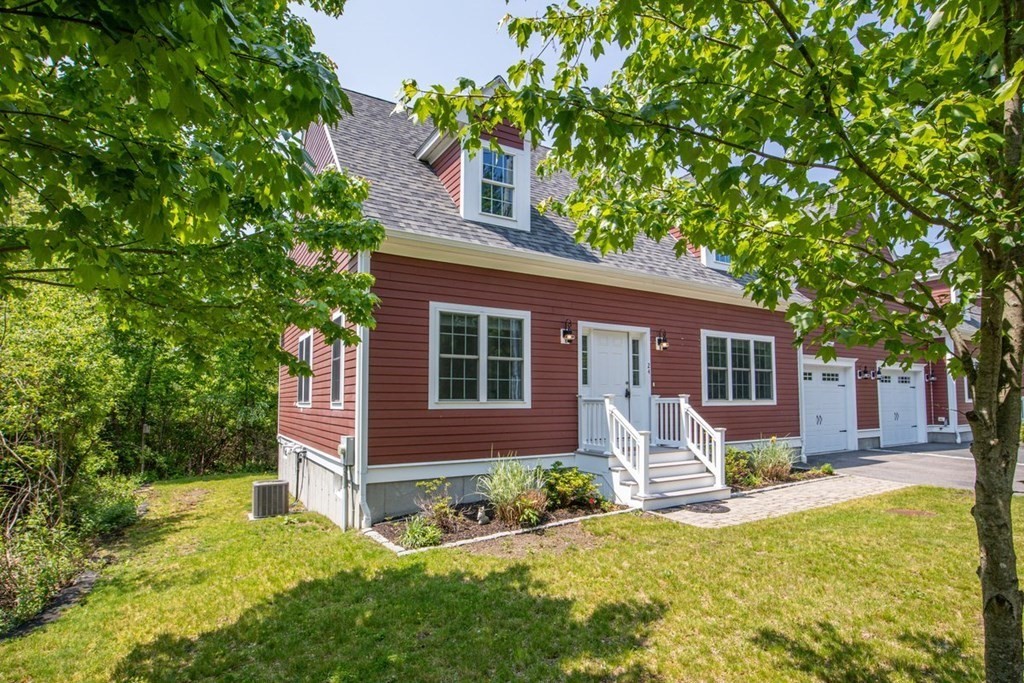 24 Valley St # 24