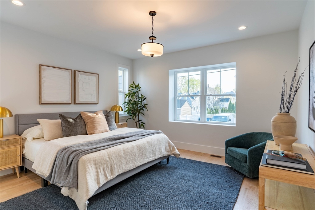 15 Florence Unit: 1st FL
