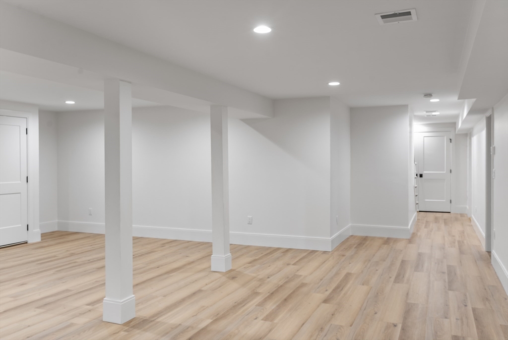 5 Oakridge Ave