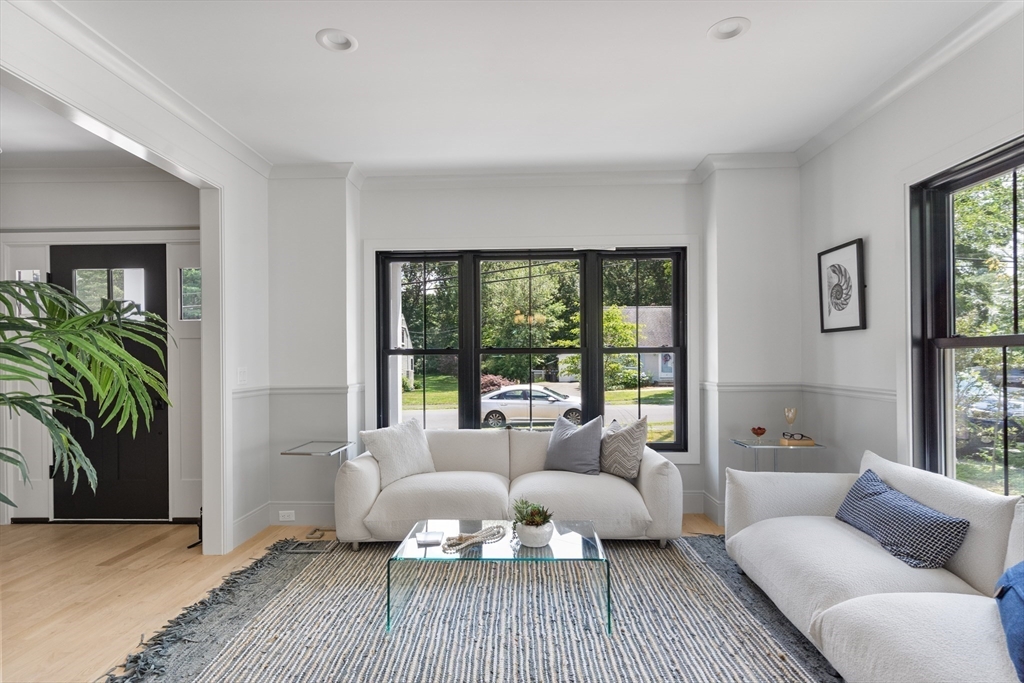 5 Oakridge Ave