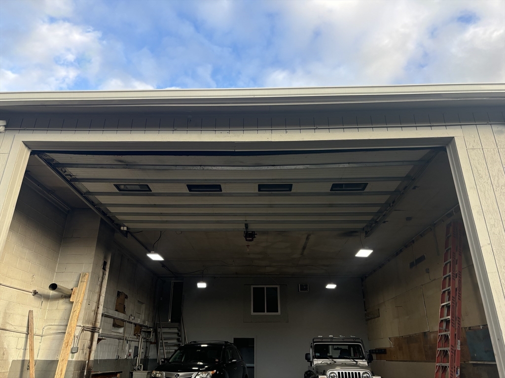 38-R Adams Street, Millis