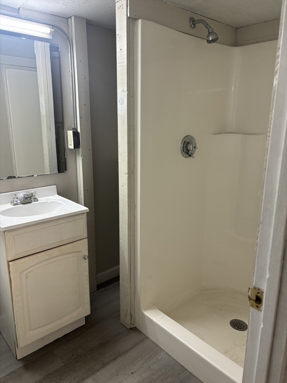 38-R Adams Street, Millis