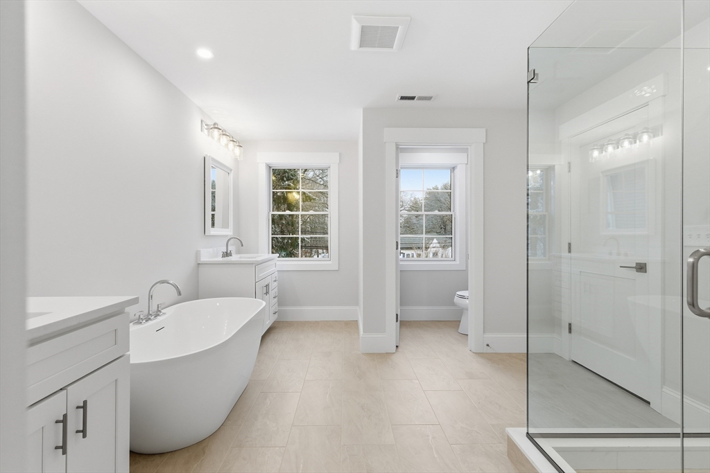 18 Evergreen Rd