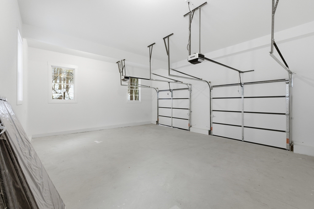 18 Evergreen Rd