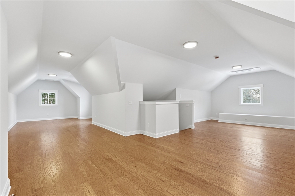 18 Evergreen Rd