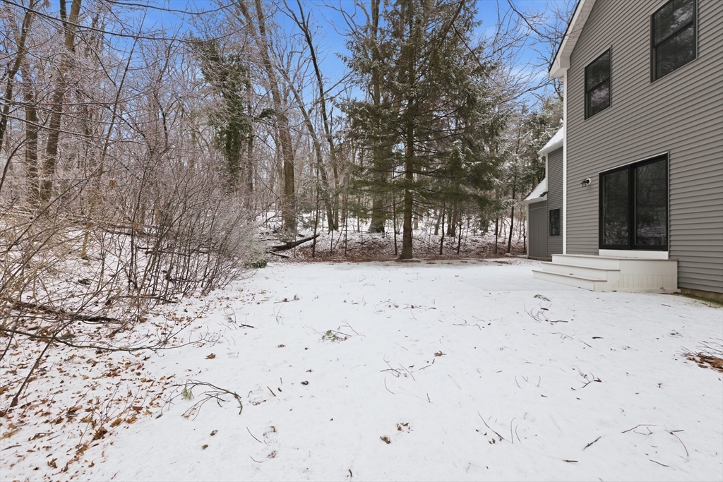 18 Evergreen Rd