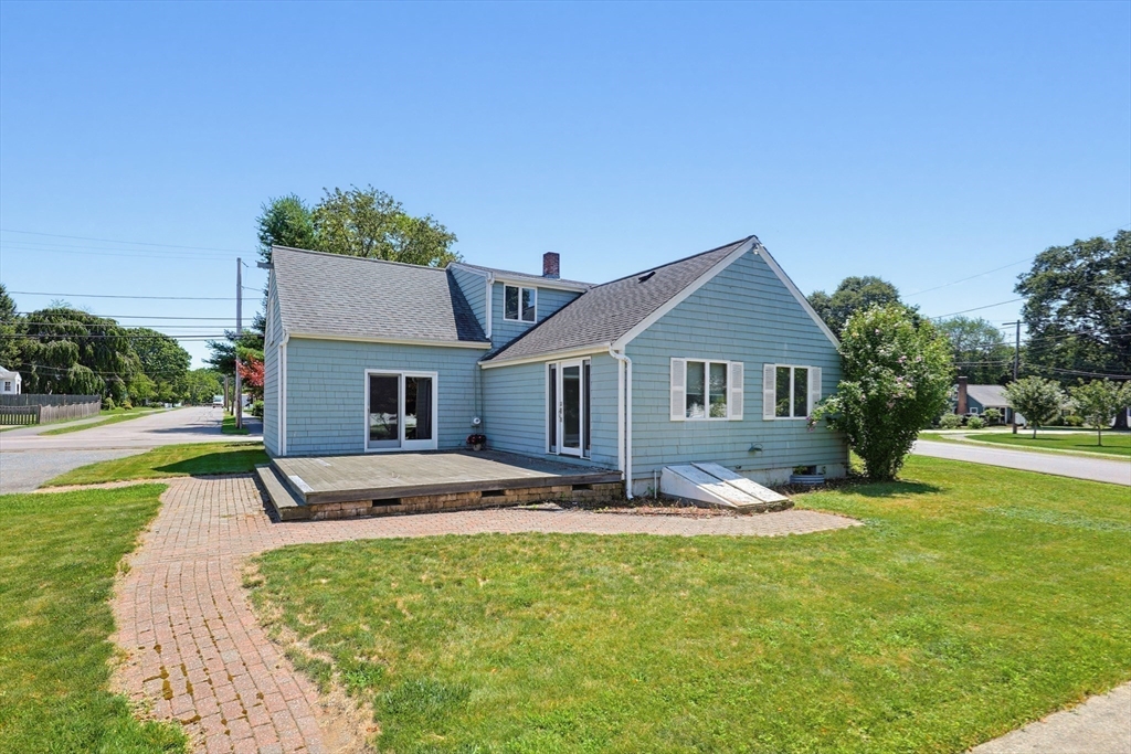 15 Fiske Street