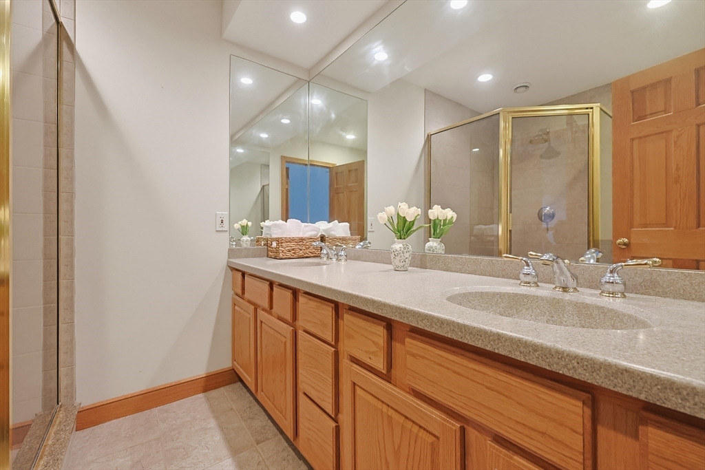 15 Fiske Street