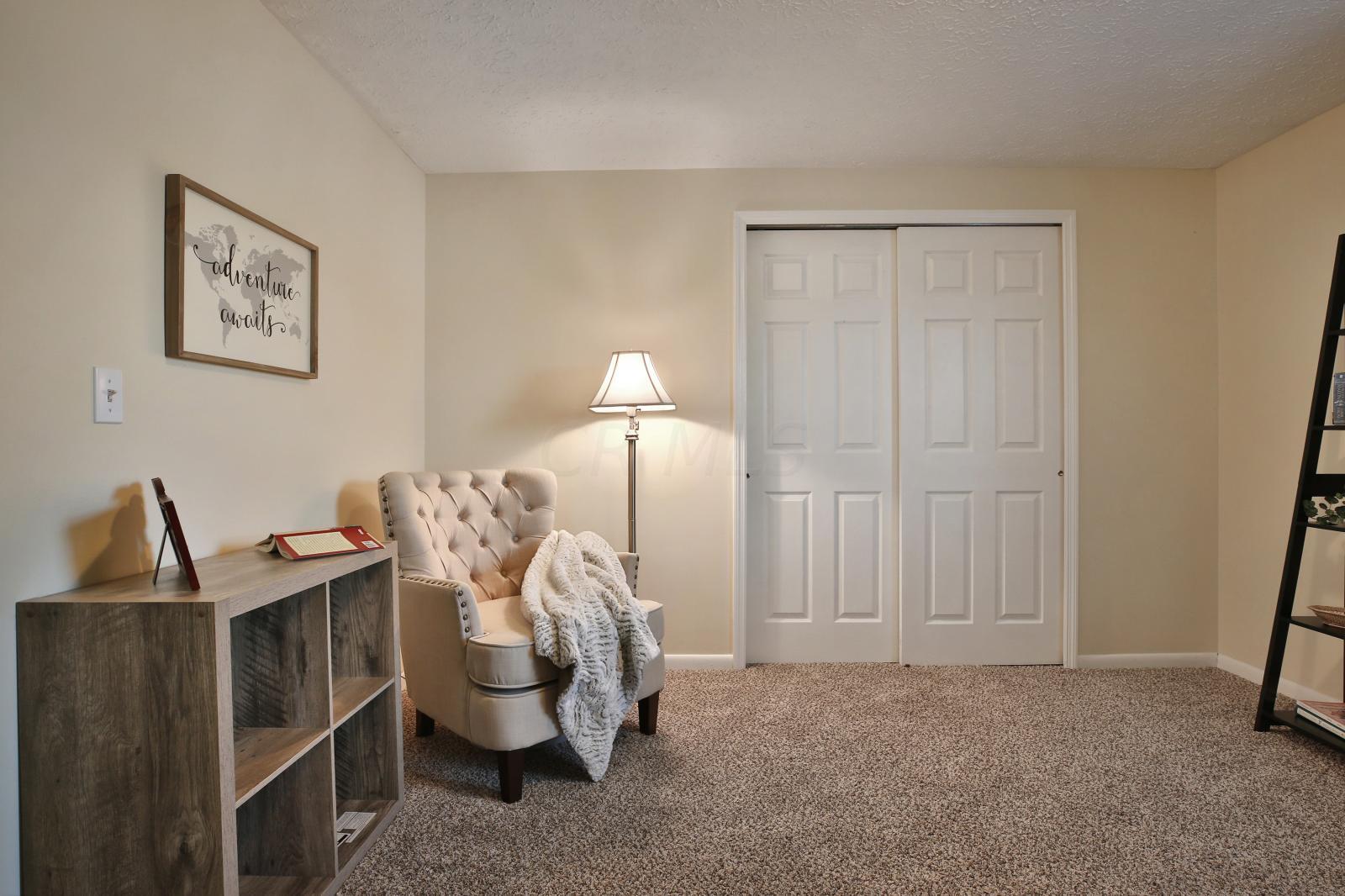 7409-7415 Golden Springs