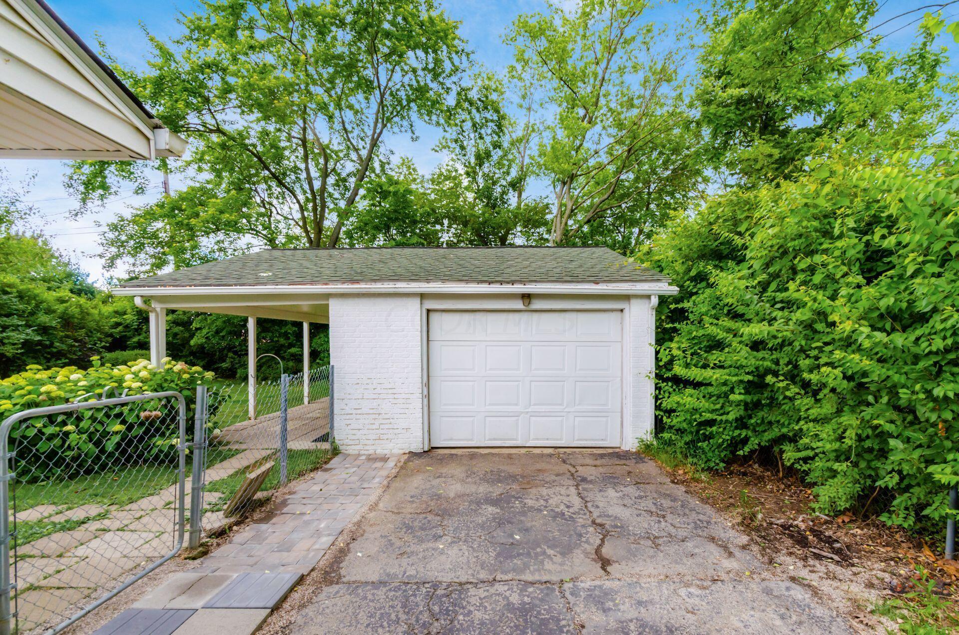 3817 Luxair Drive