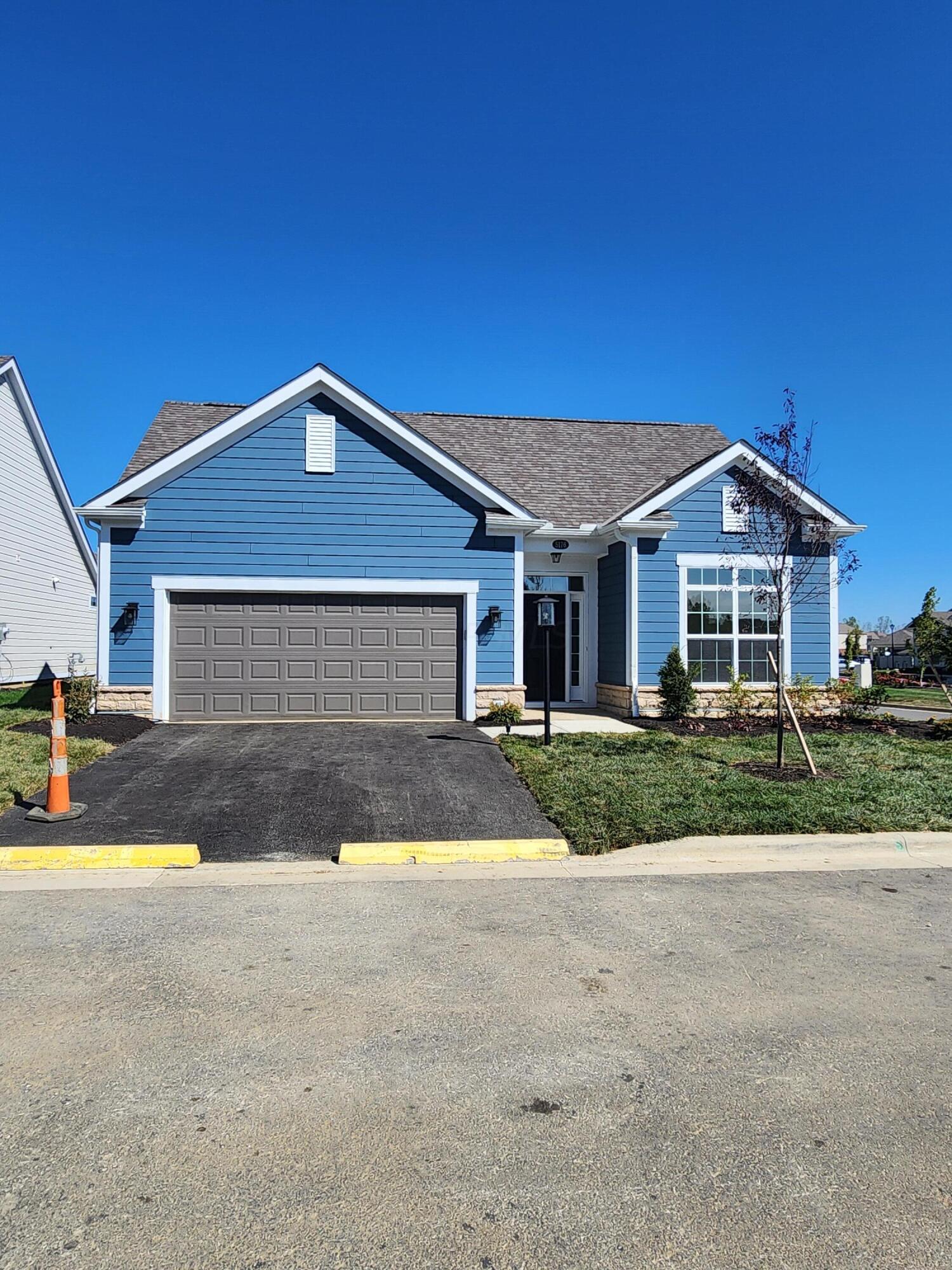 5176 Clarewood Lane