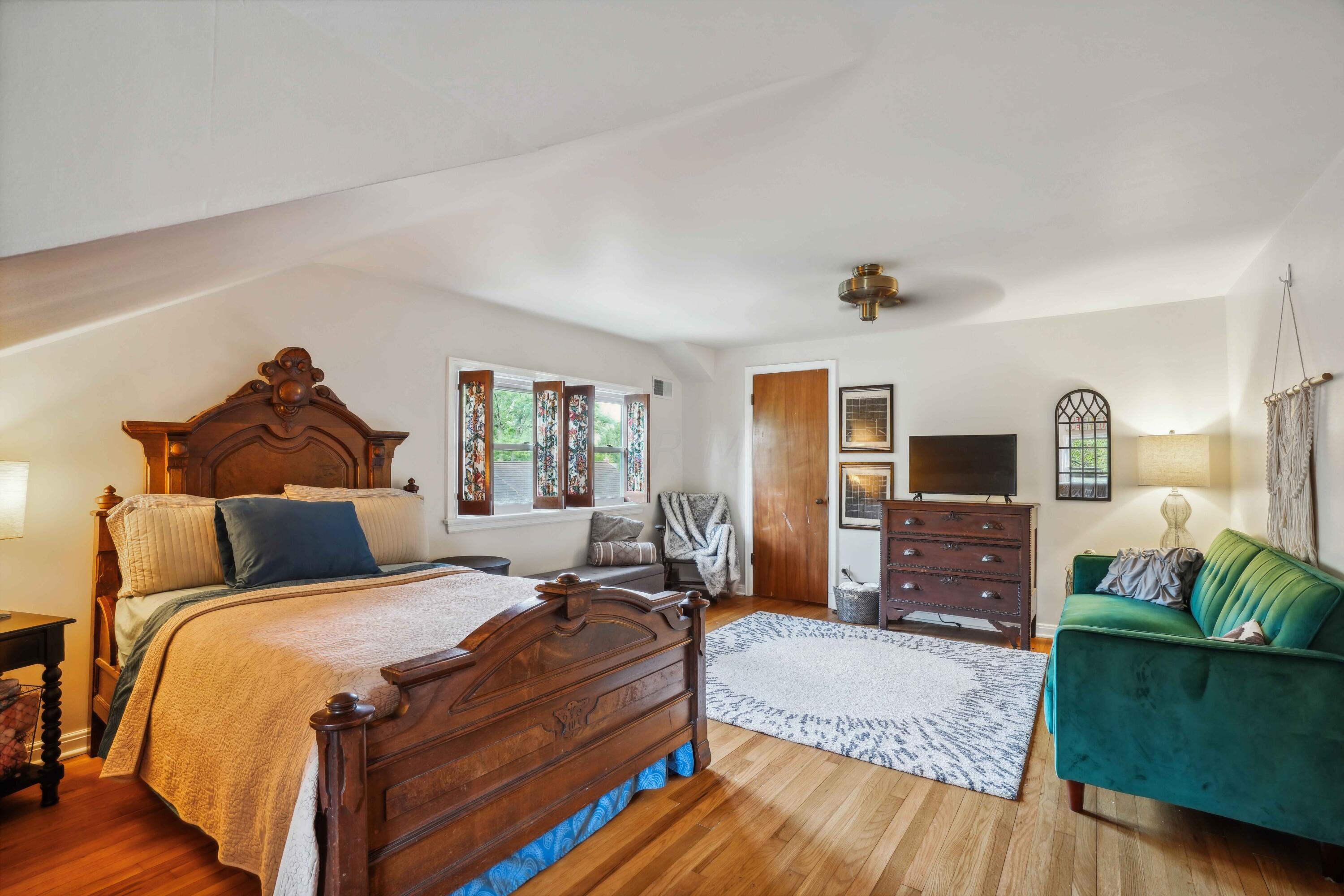 126 Meadowlark Lane