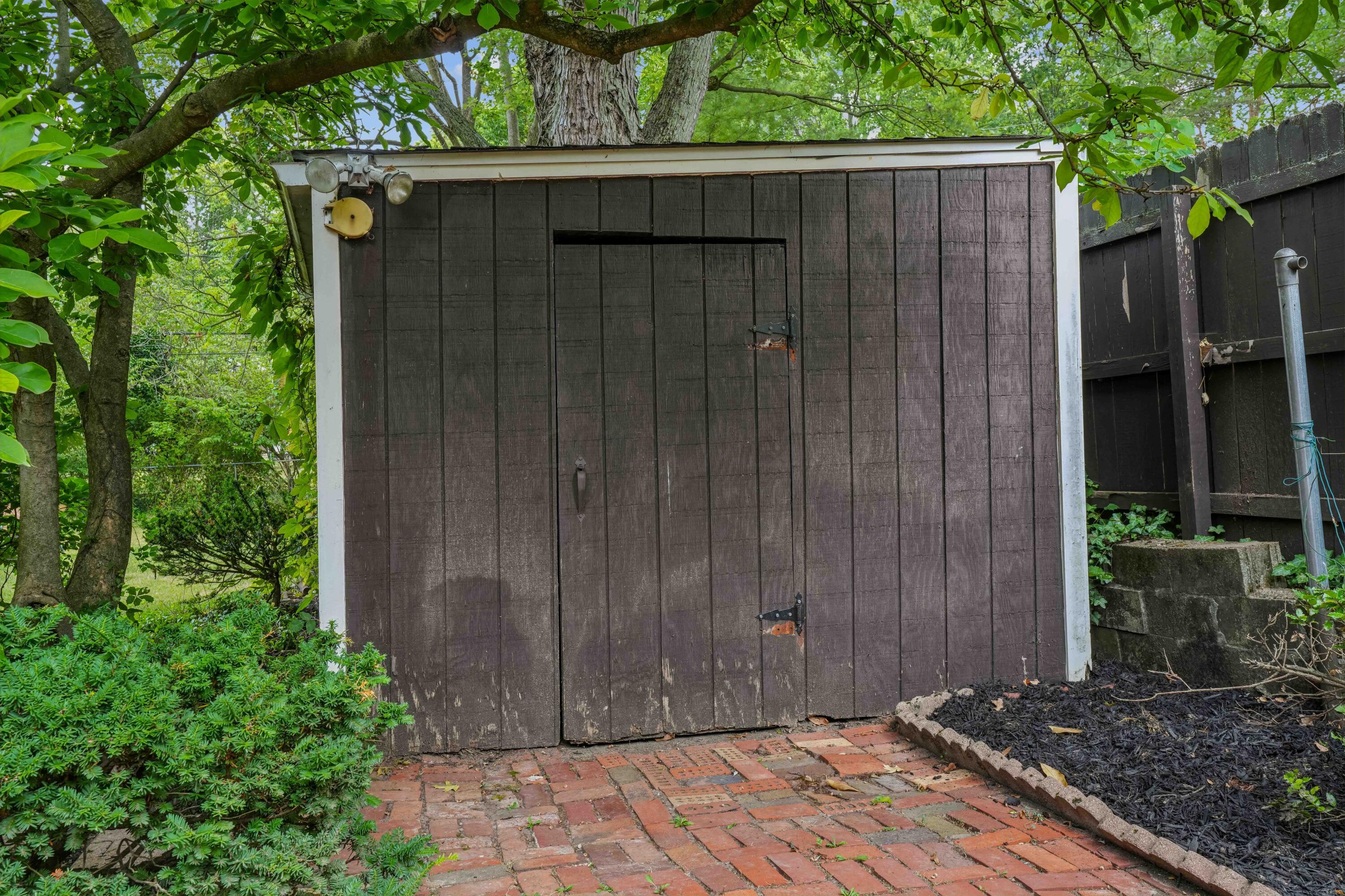 126 Meadowlark Lane