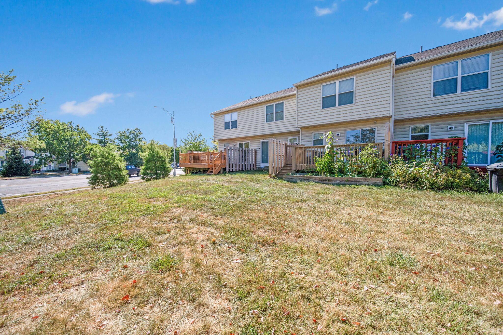 964 Charleston Way Drive, 10C