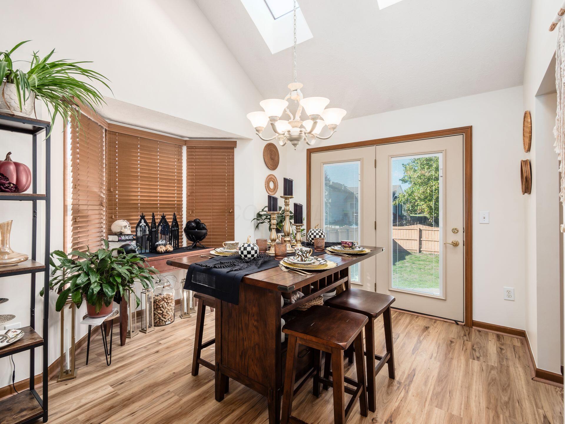 5894 Weston Woods Drive
