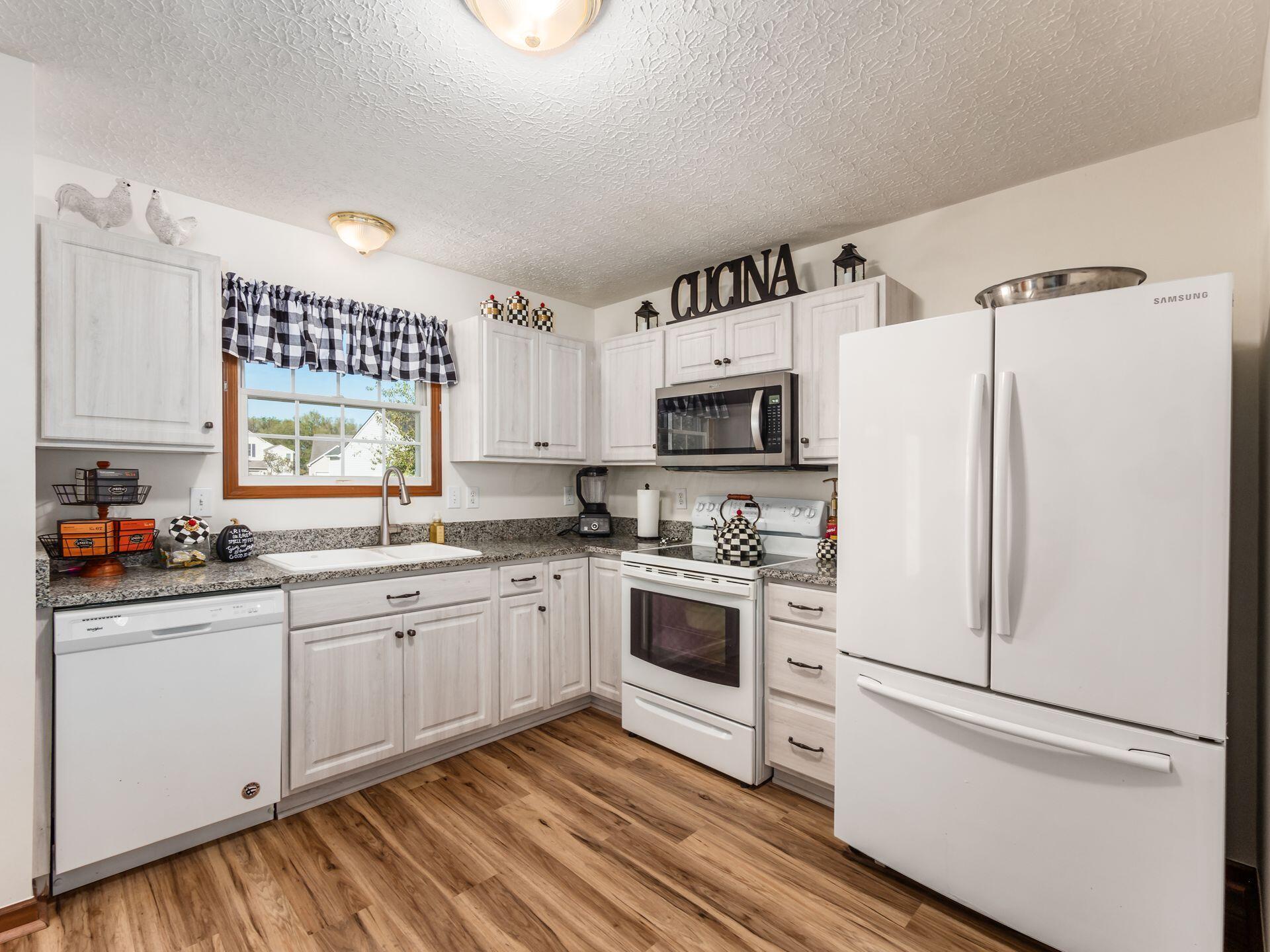 5894 Weston Woods Drive