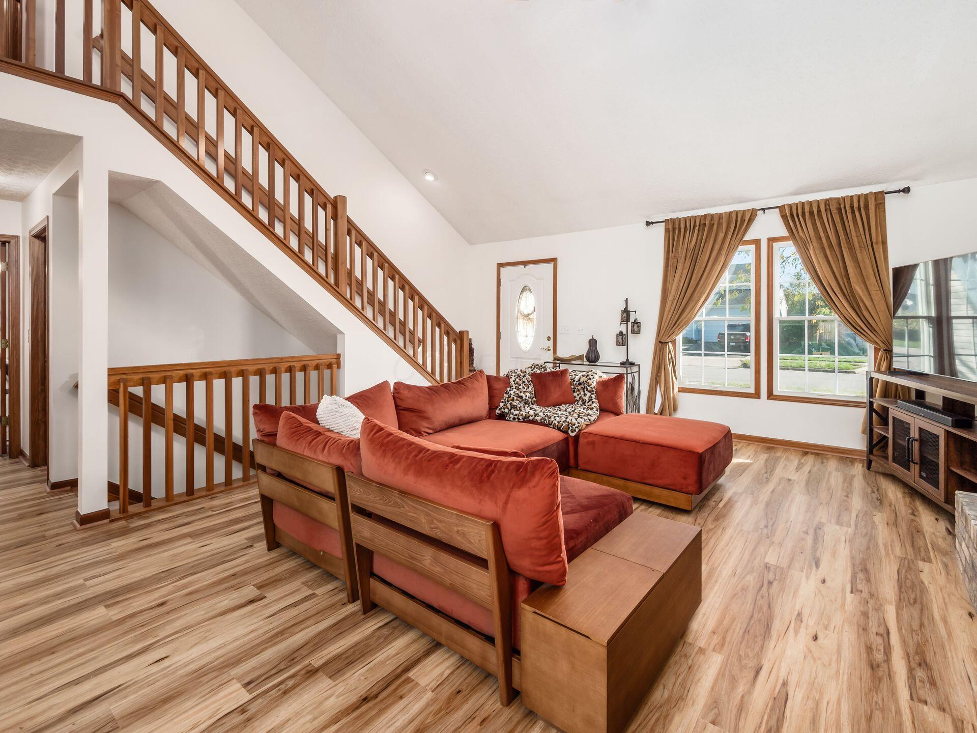 5894 Weston Woods Drive