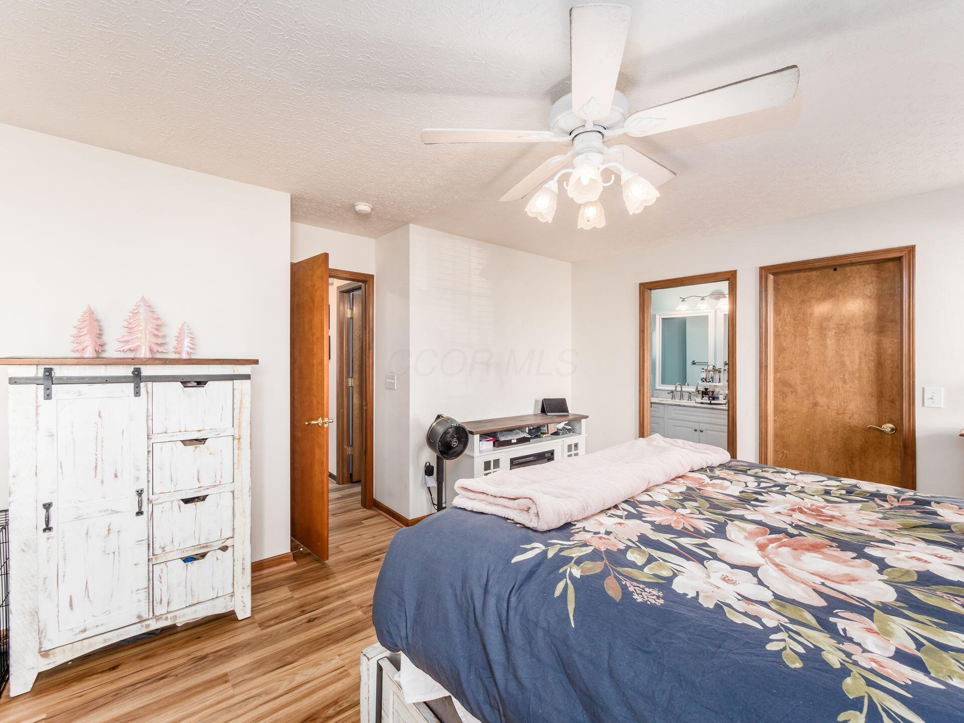 5894 Weston Woods Drive