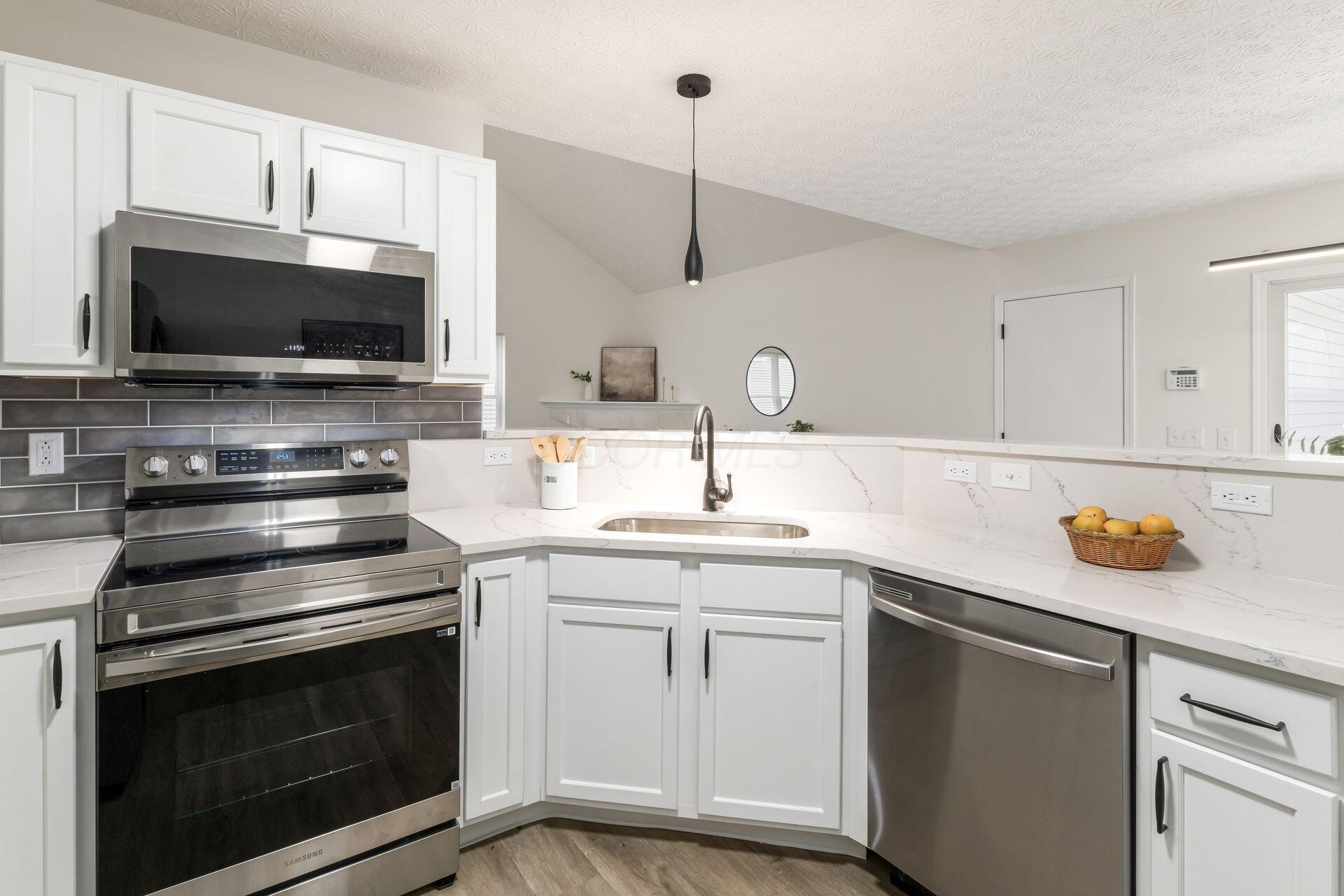 123 Arrowfeather Lane