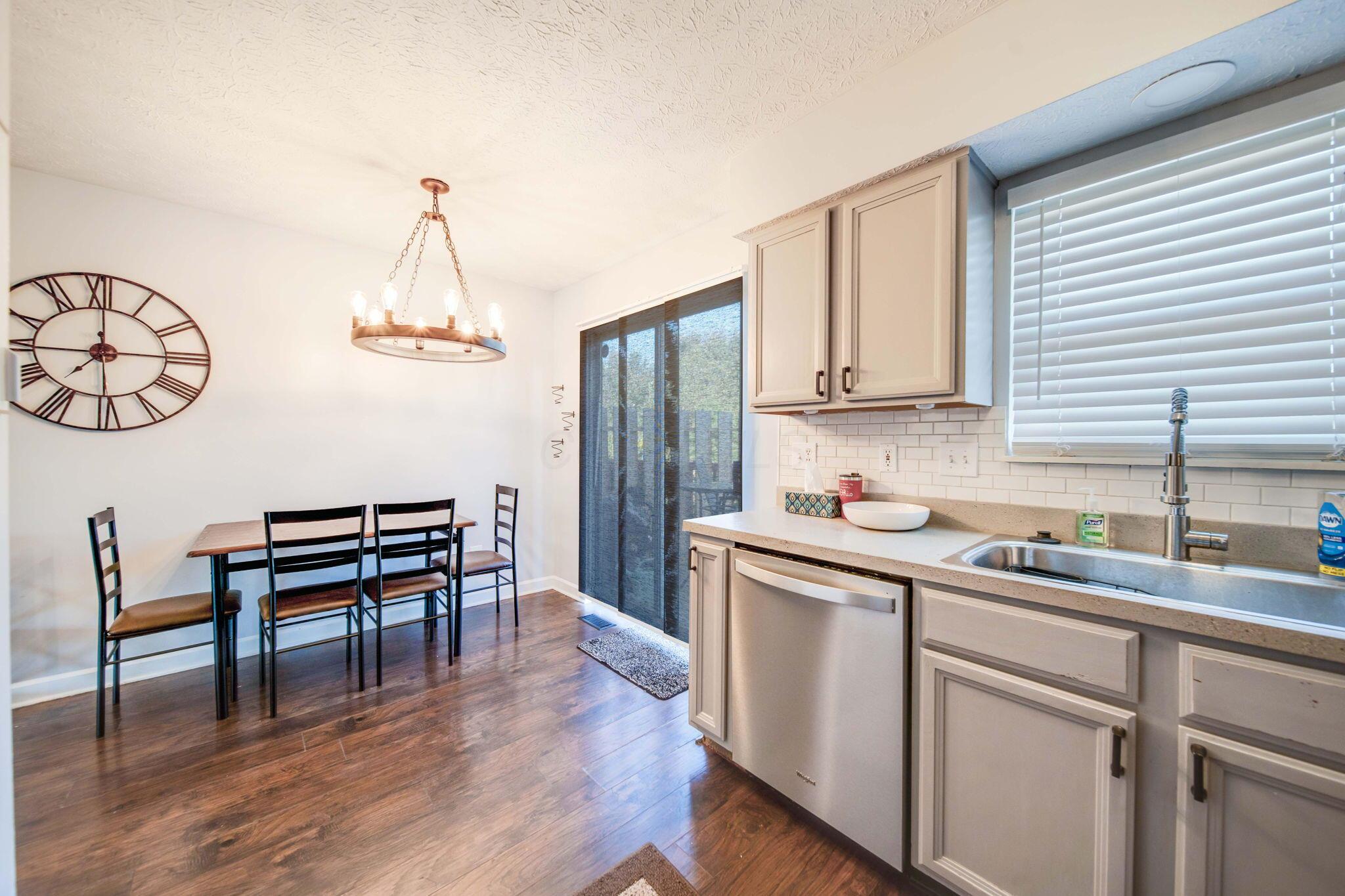 964 Charleston Way Drive, 10C