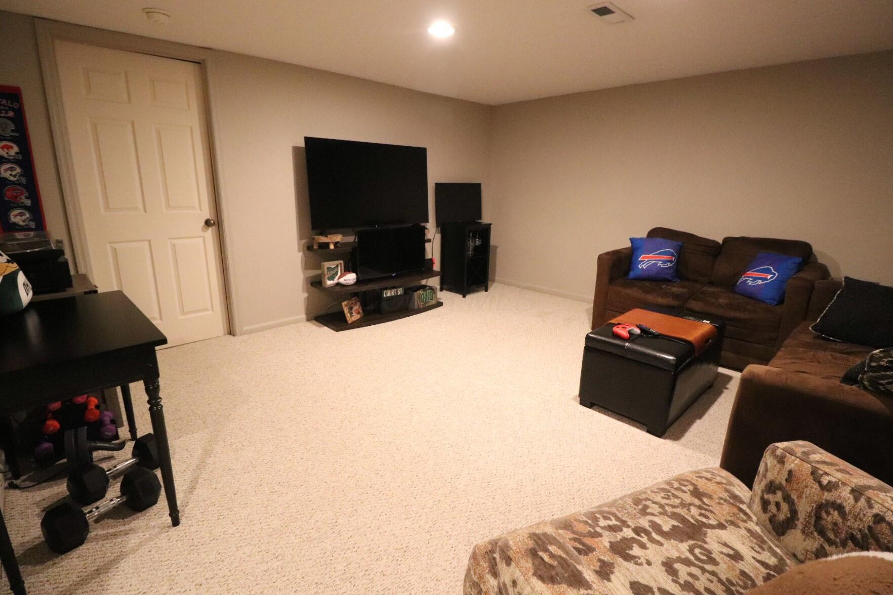 3723 Hilliard Station Road