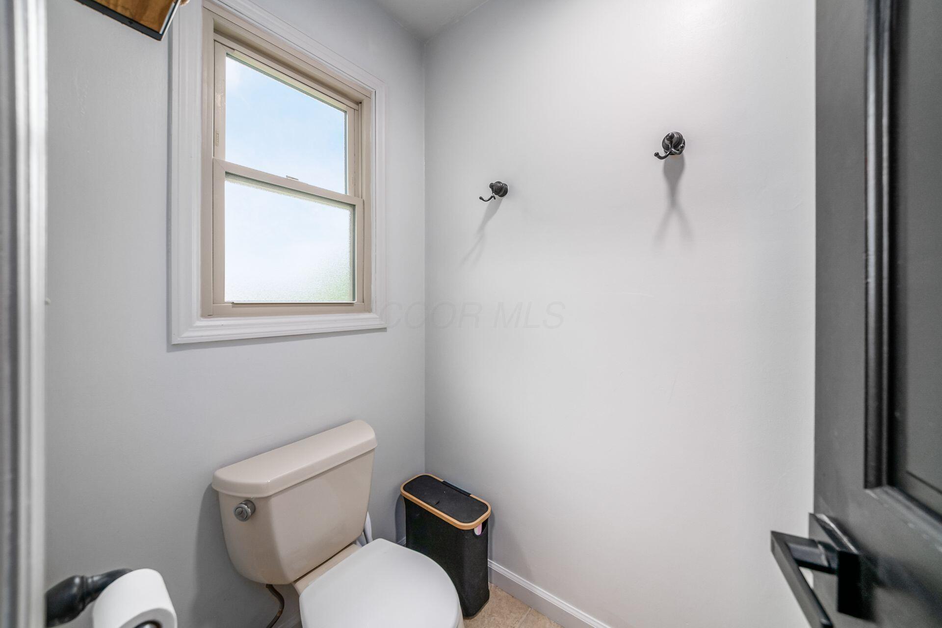 1009 Farrington Drive
