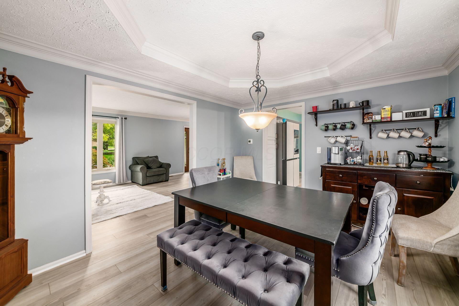 1009 Farrington Drive