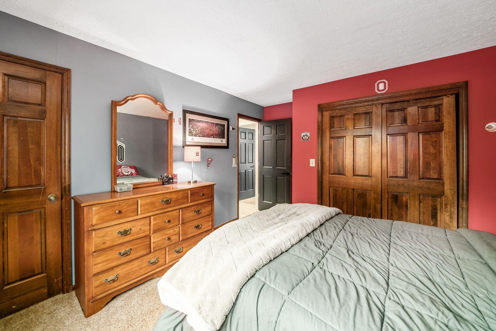 1009 Farrington Drive