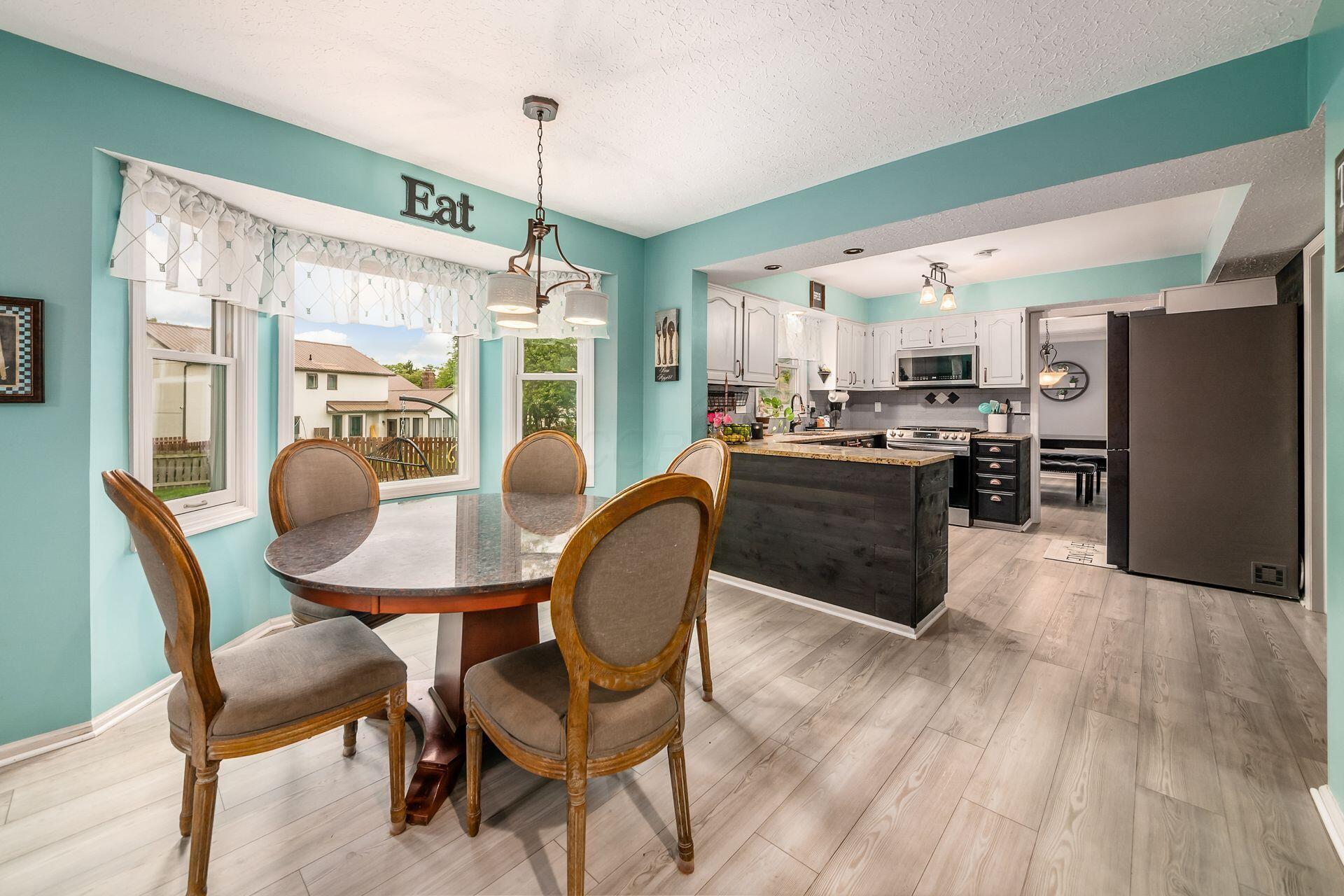 1009 Farrington Drive