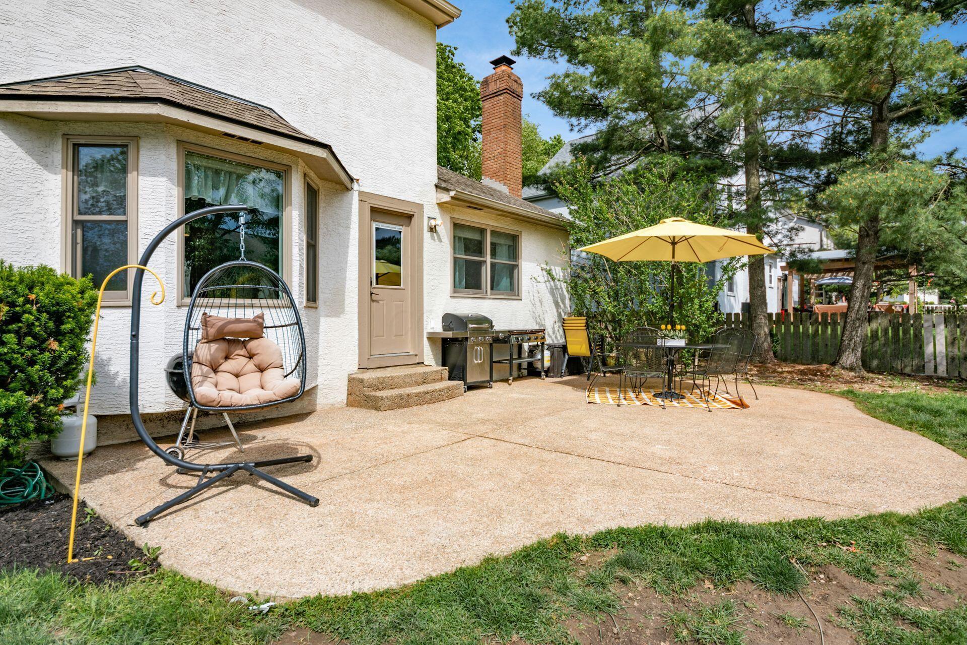1009 Farrington Drive
