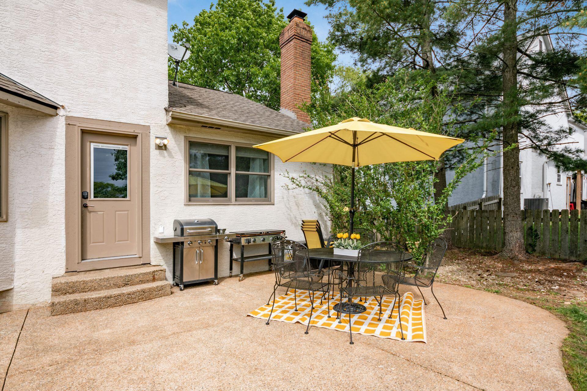 1009 Farrington Drive