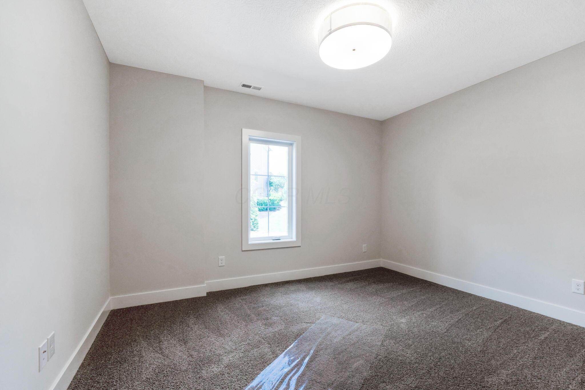 1480 Dogwood Loop