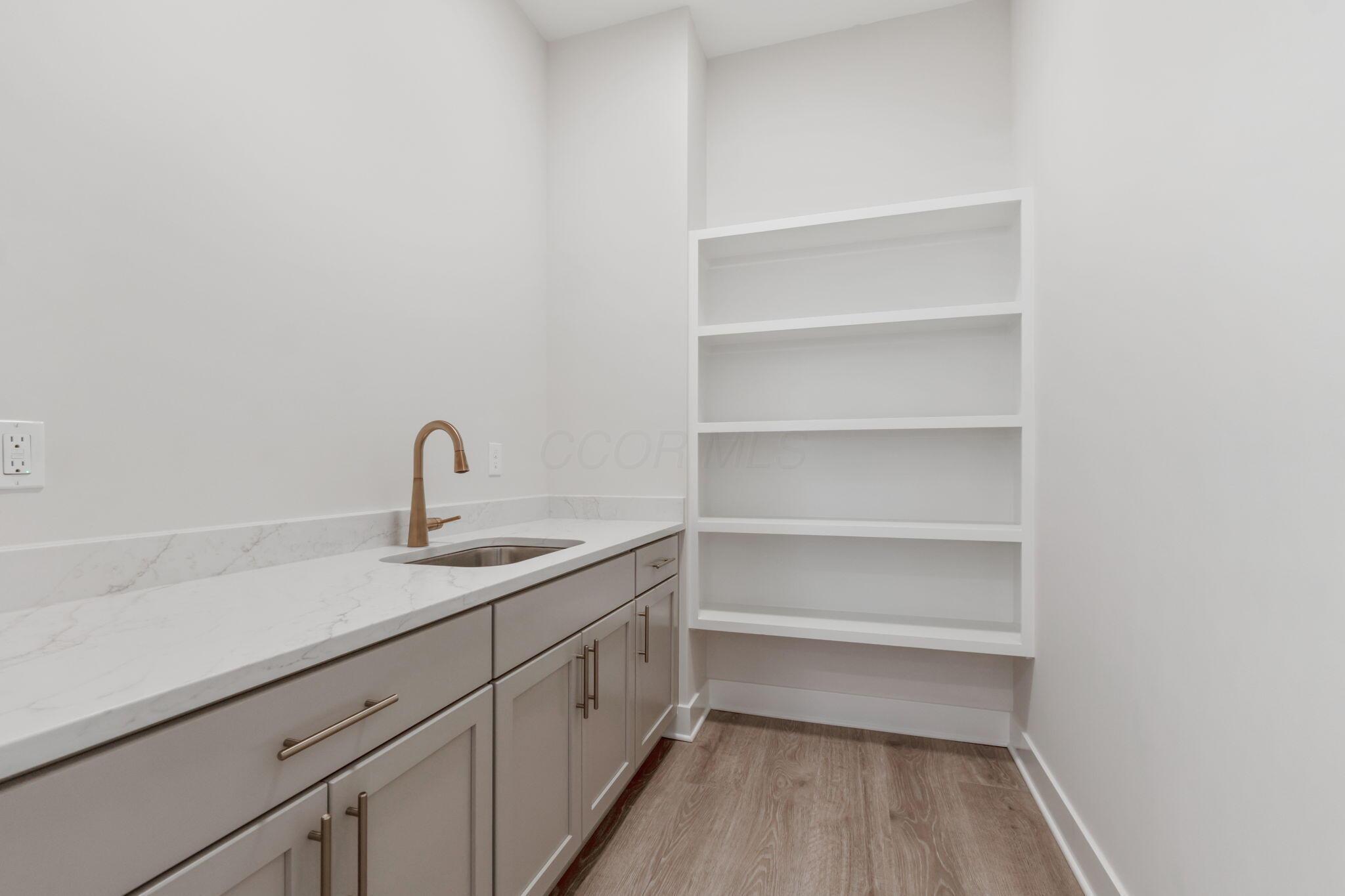 1480 Dogwood Loop