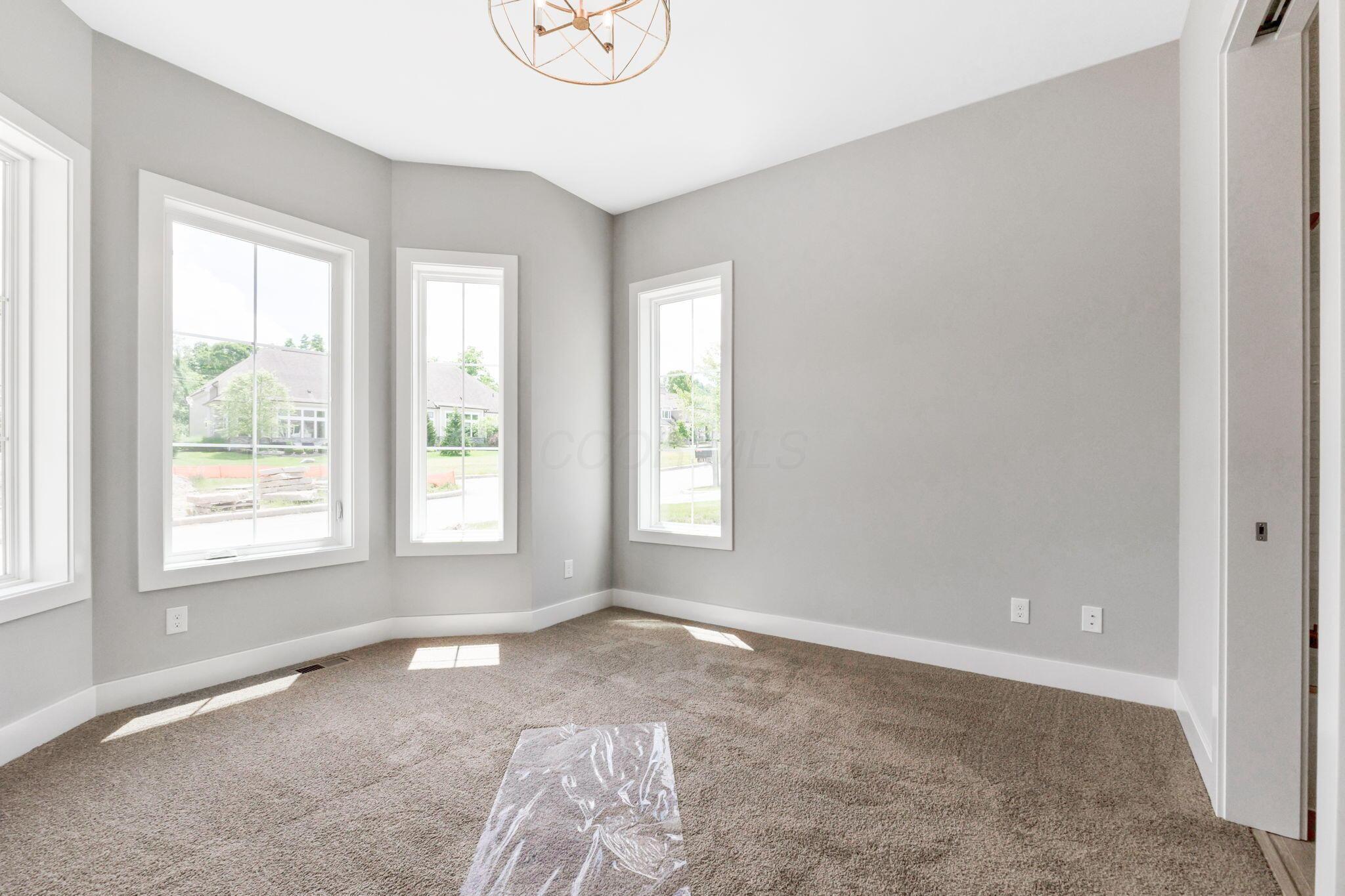 1480 Dogwood Loop