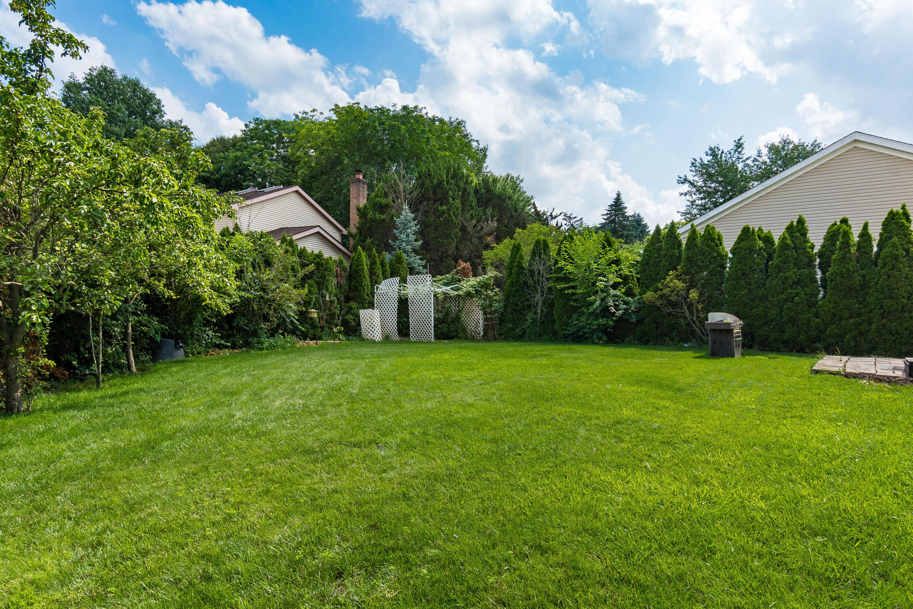 3351 Lindstrom Drive