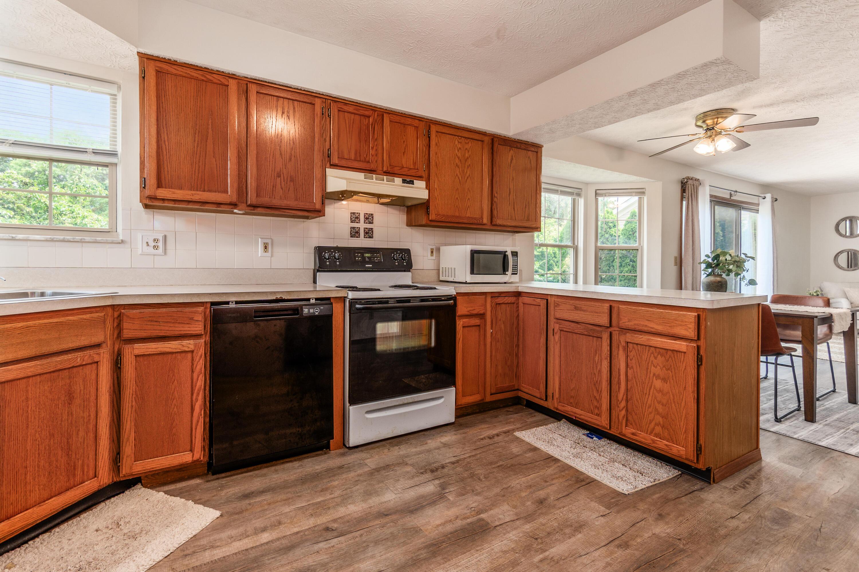 3351 Lindstrom Drive