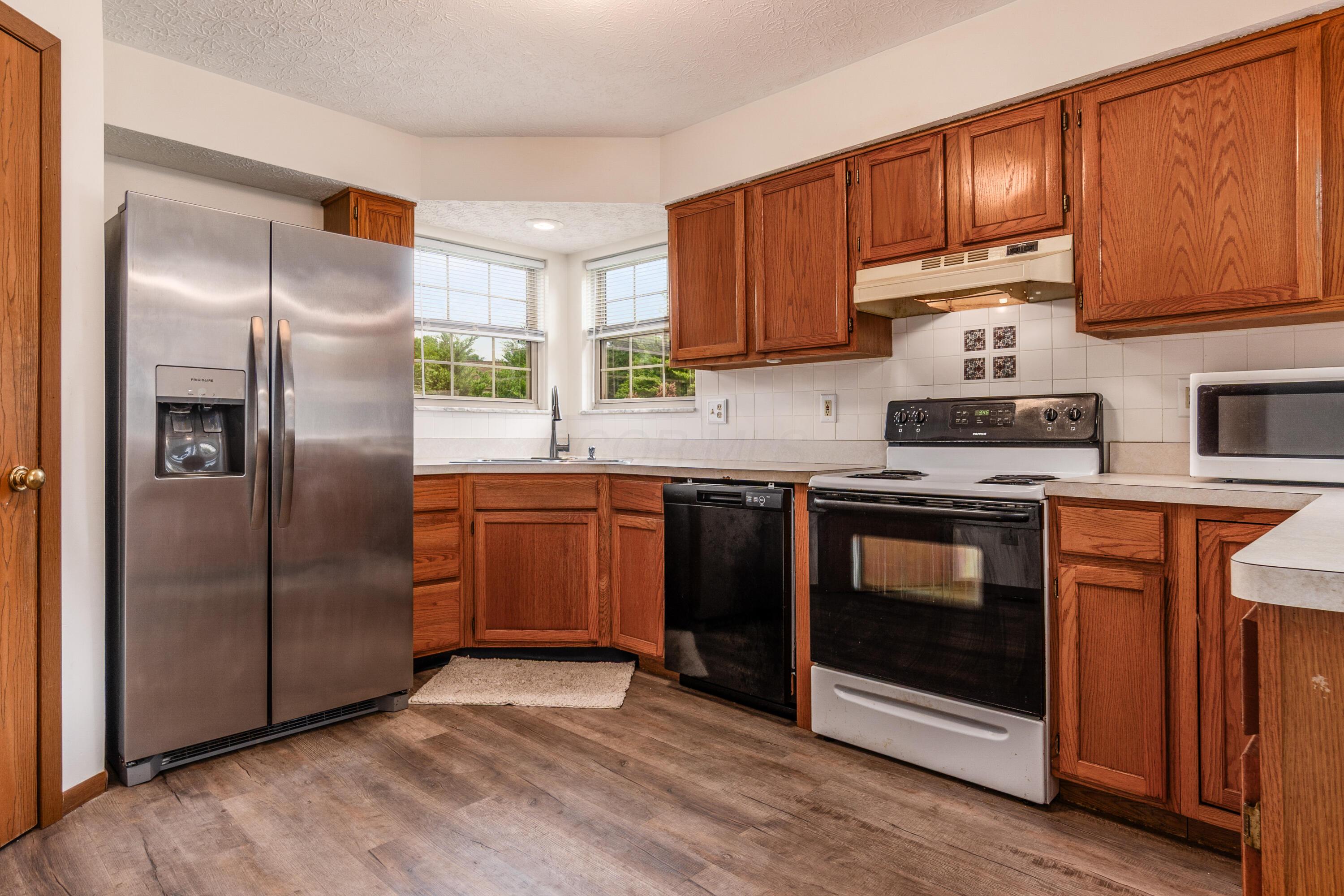 3351 Lindstrom Drive