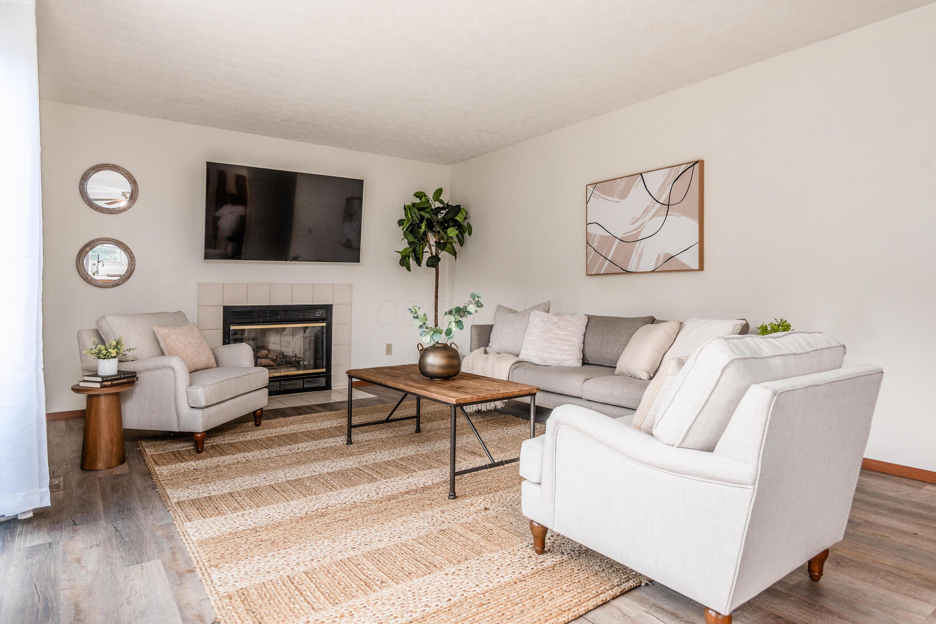 3351 Lindstrom Drive