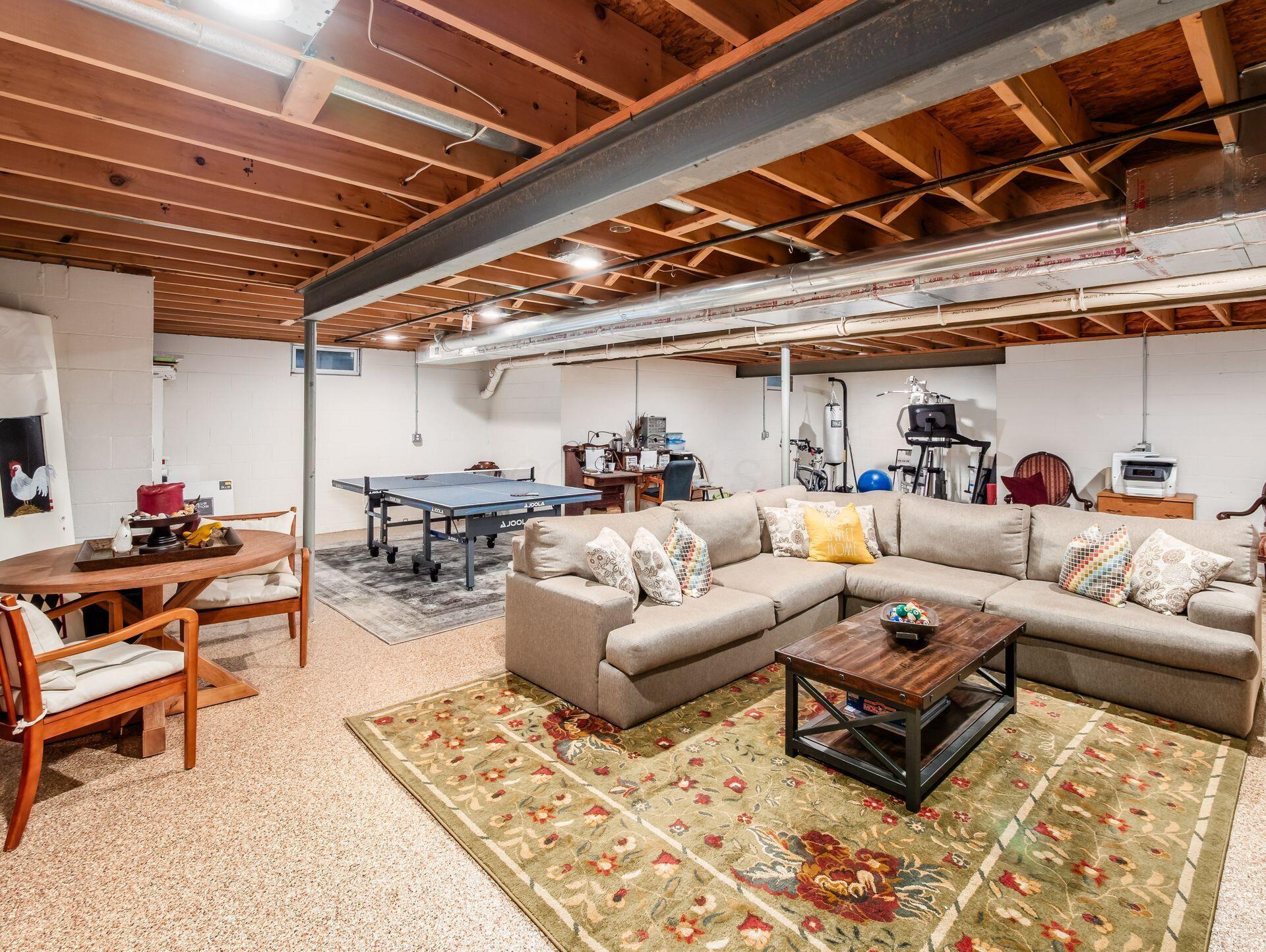 1484 Lighthouse Ridge