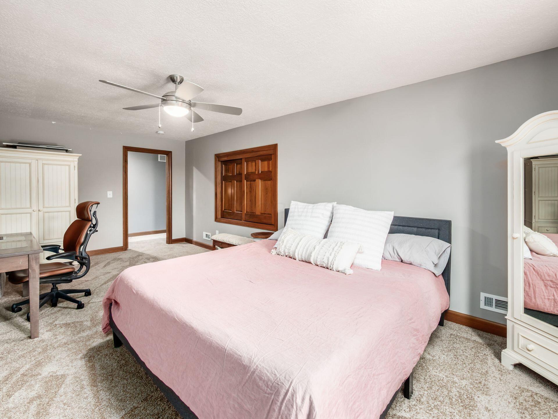 1484 Lighthouse Ridge