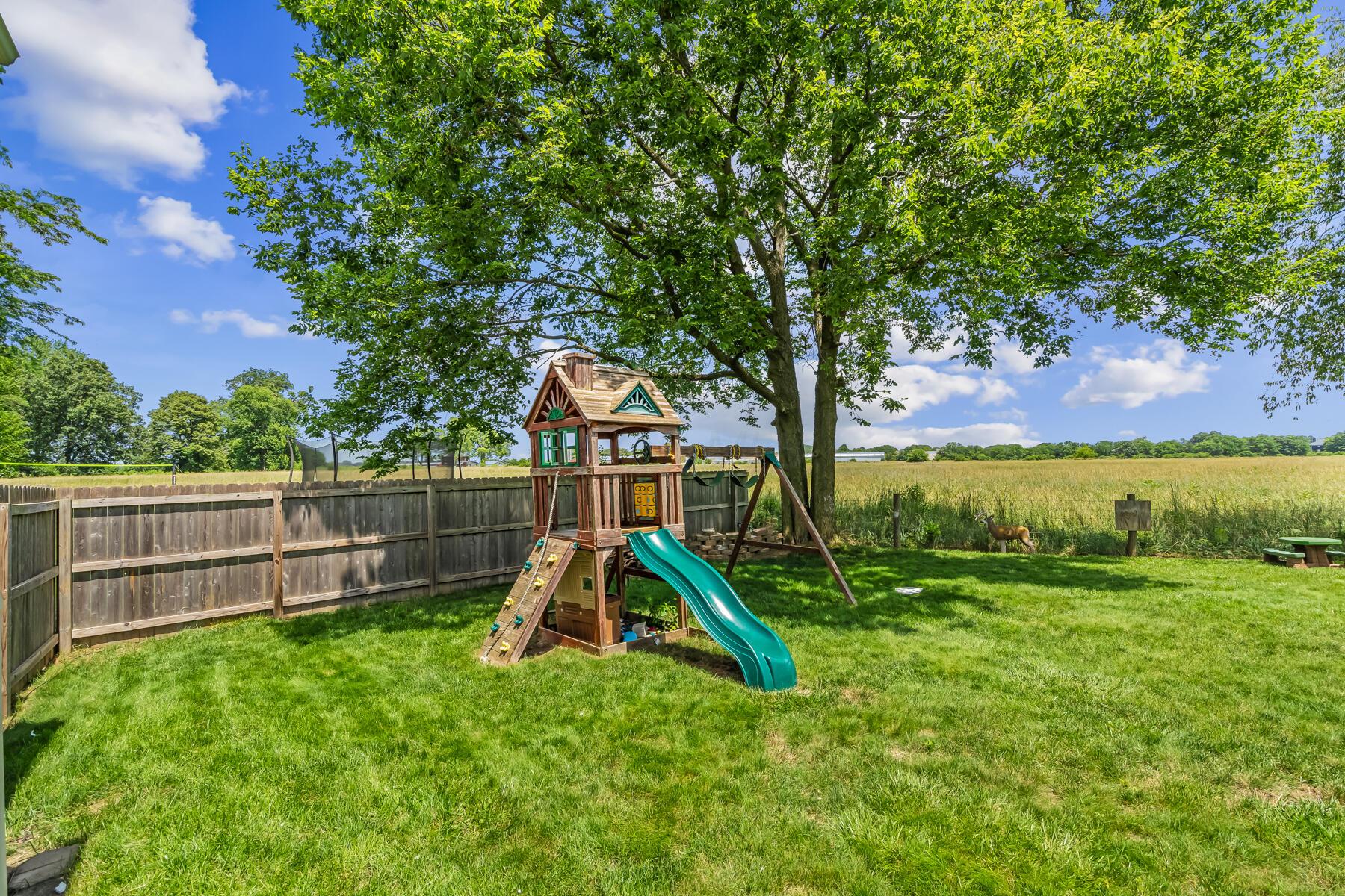 5690 Brinkley Court