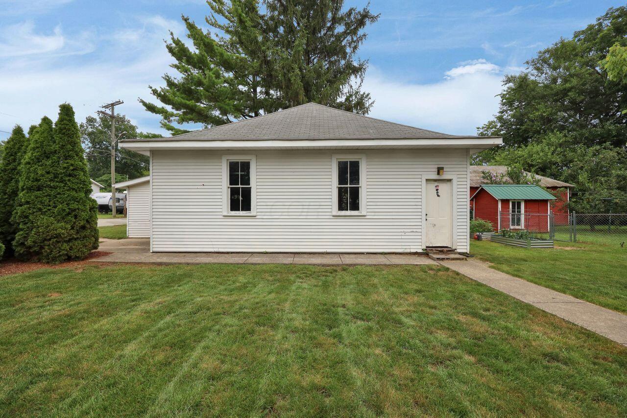 1102 Columbus Street