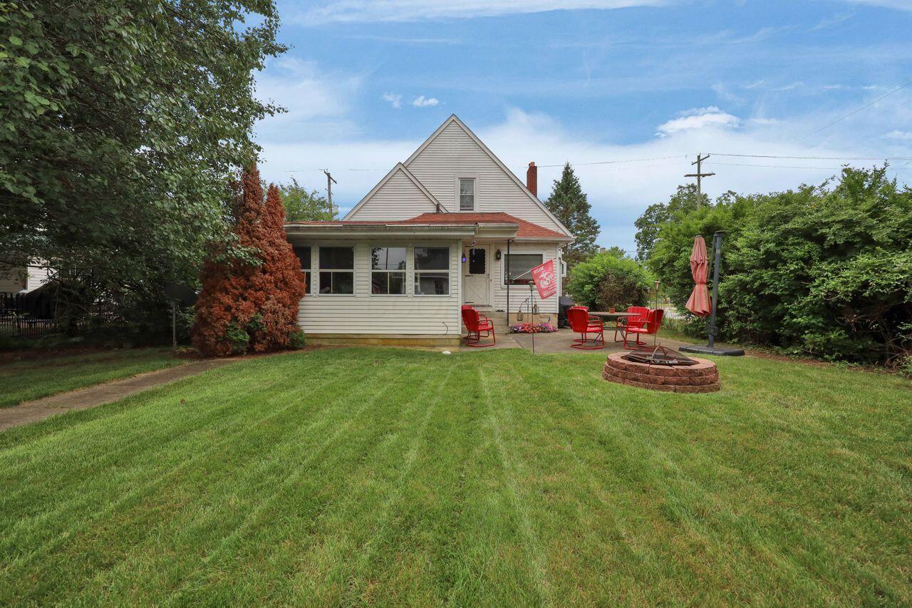 1102 Columbus Street