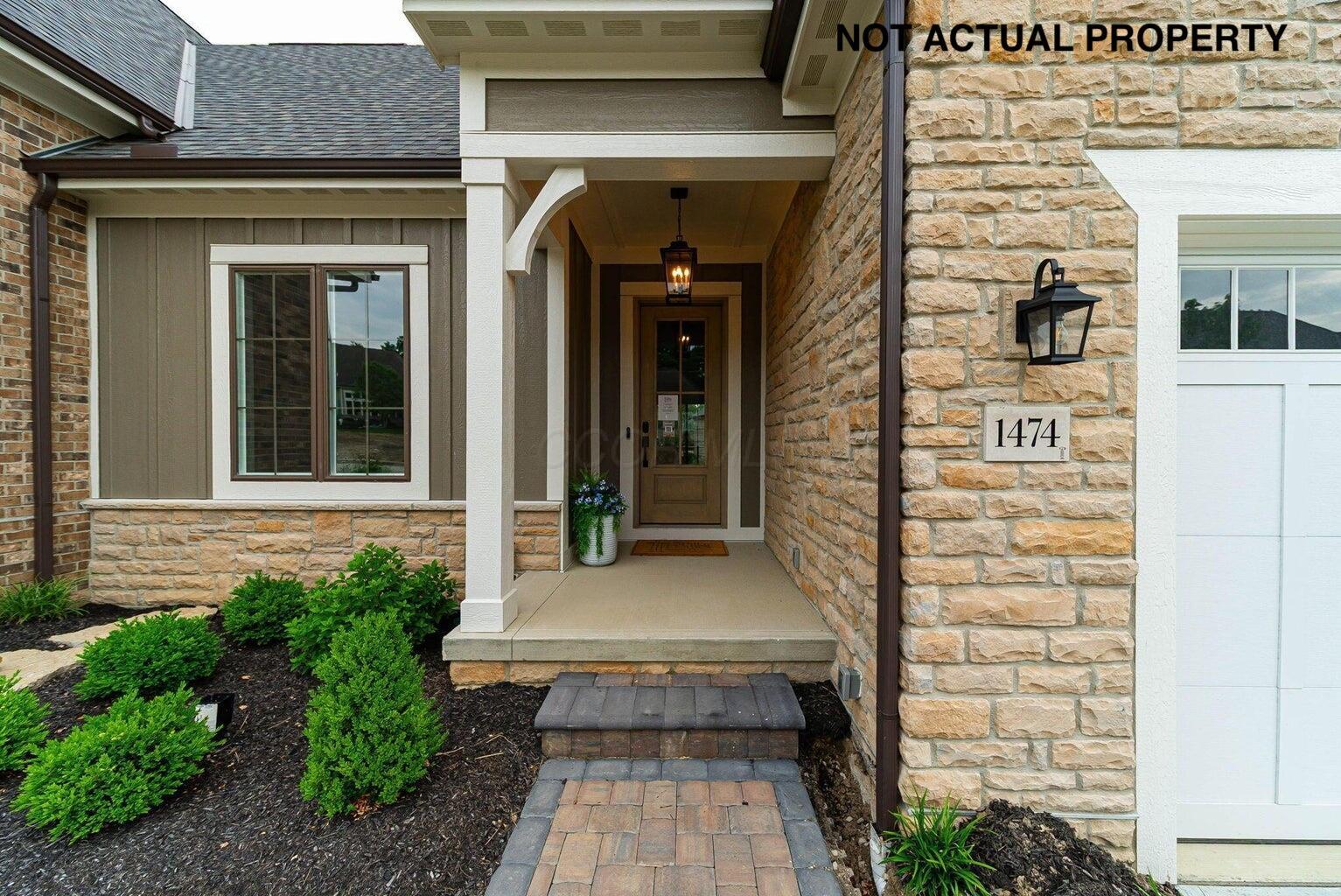 1483 Dogwood Loop