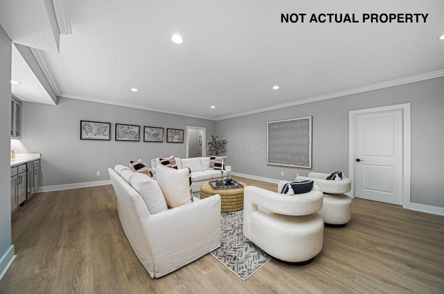 1483 Dogwood Loop