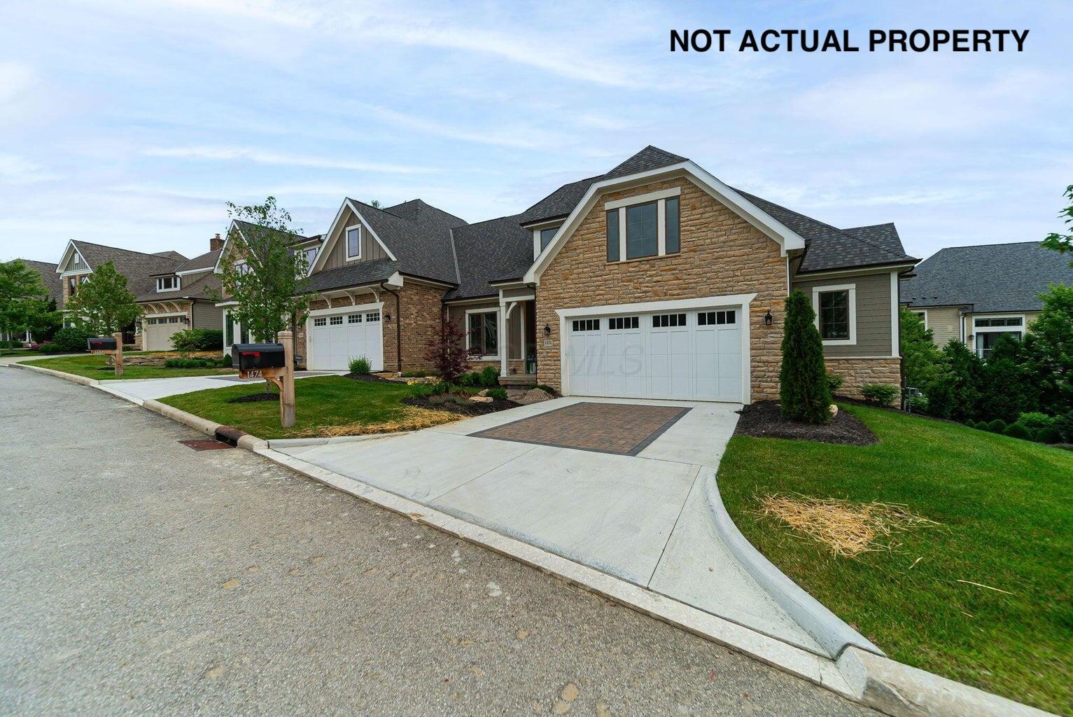 1483 Dogwood Loop