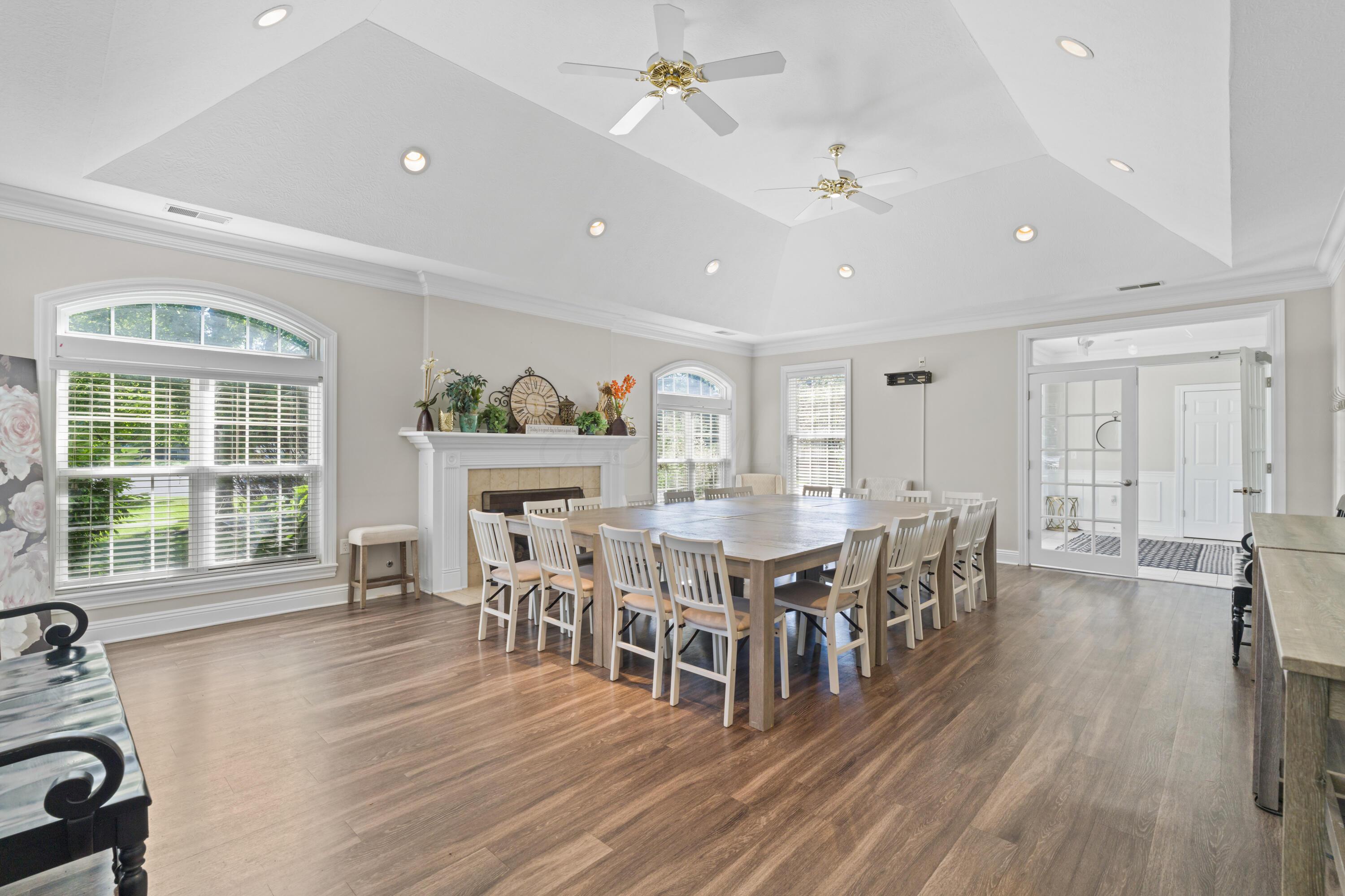 3832 Gabrielle Drive